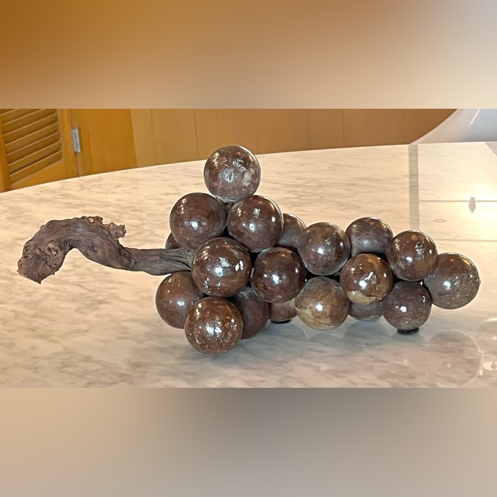 Decorative MCM ALABASTER Grapes, VERY NICE VINTAGE CONDITION, 9lbs - Picture 10 of 10